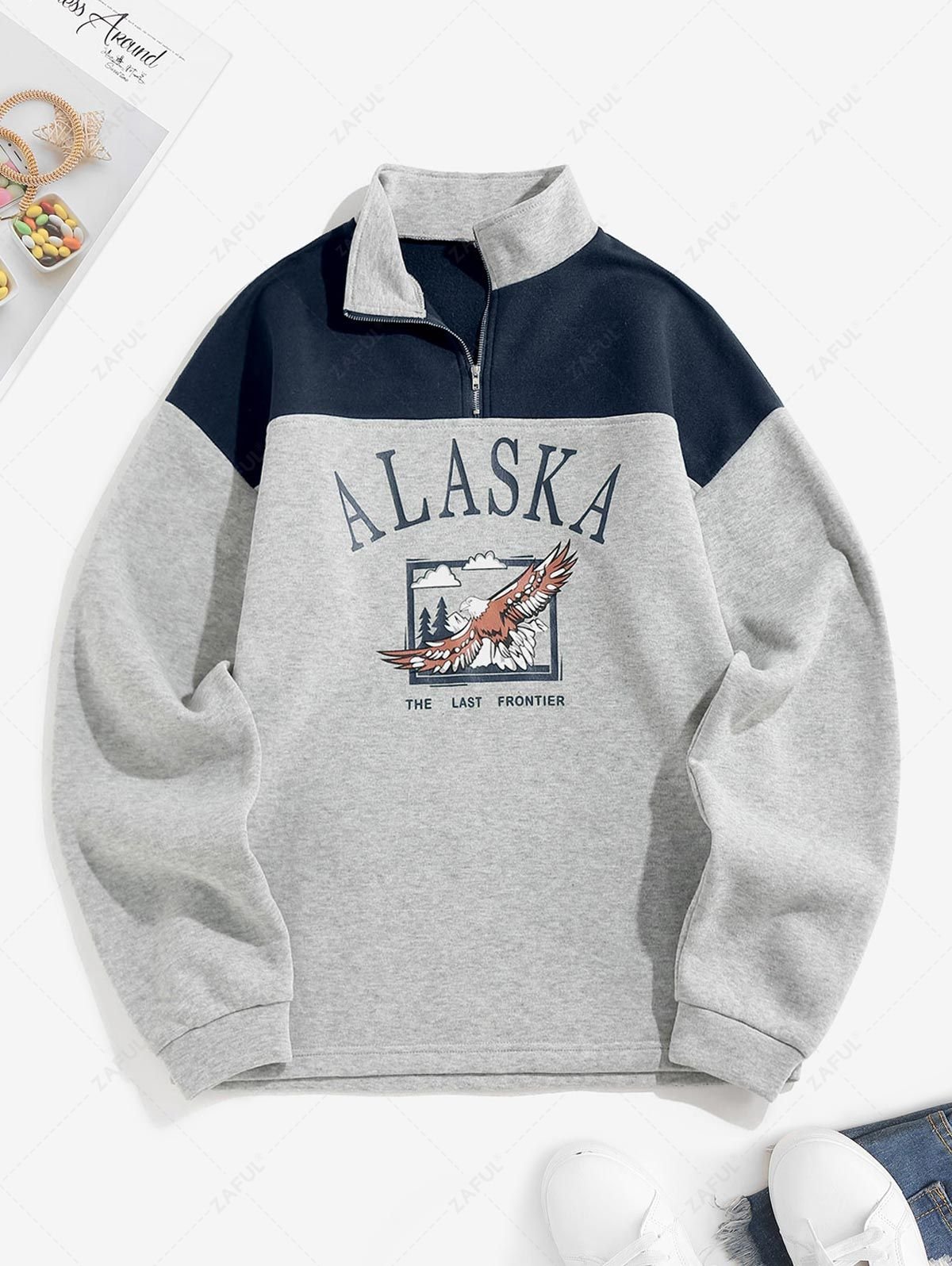 shops ZAFUL Fleece Lined ALASKA Graphic Quarter Zip 90s Sweatshirt - DEEP BLUE L
