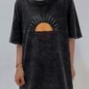 lady Women's Marled Sunrise Graphic Printed Short Sleeve Oversized T-shirt - BLACK ONE SIZE